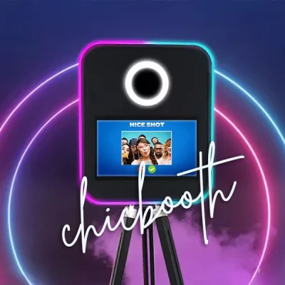 Chicbooth 香港 Photo Booth 套餐服務，專業婚禮派對現場印相拍照機